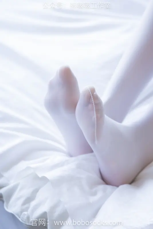 [BoBoSocks袜啵啵]NO.108 小甜豆-皮鞋、厚白丝、踩奶油蛋糕剧情 7